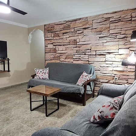 Apartamentos Los Robles Alcala del Jucar Dış mekan fotoğraf