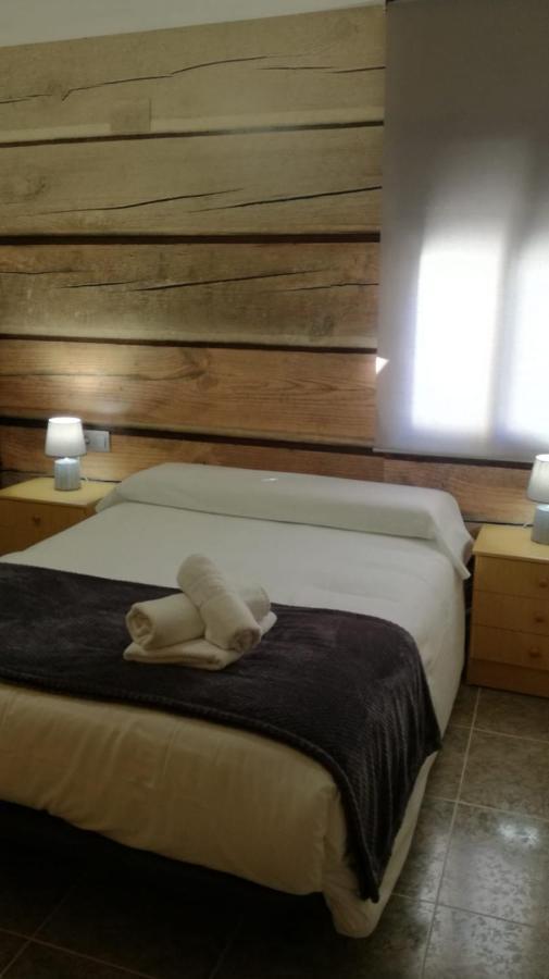 Apartamentos Los Robles Alcala del Jucar Dış mekan fotoğraf