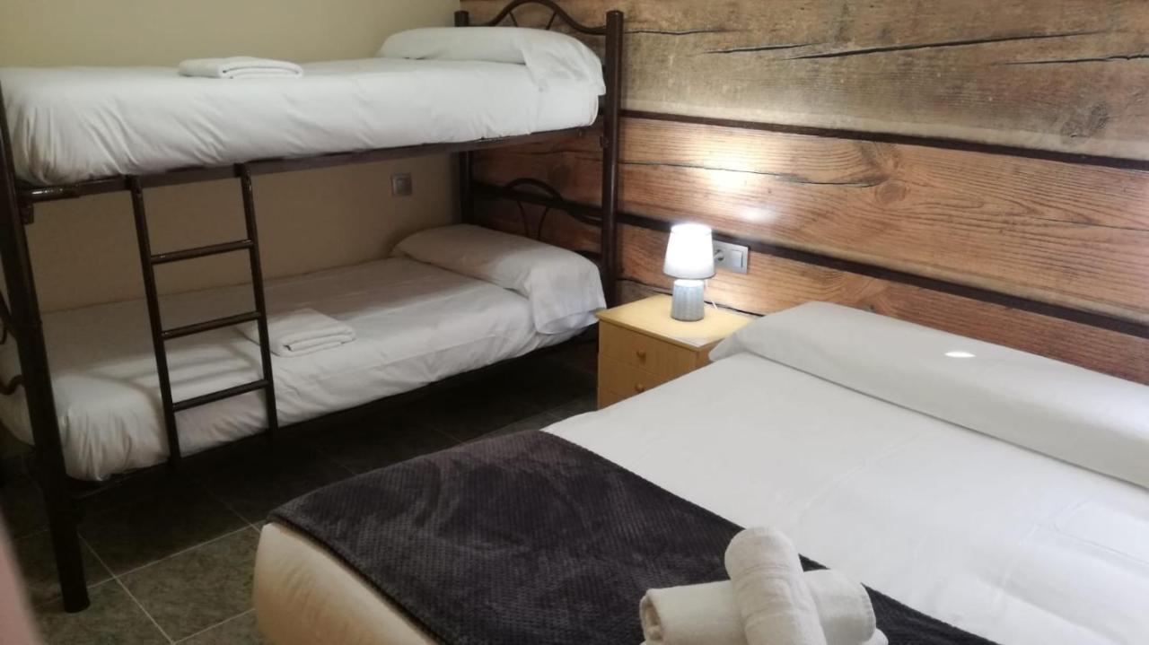 Apartamentos Los Robles Alcala del Jucar Dış mekan fotoğraf