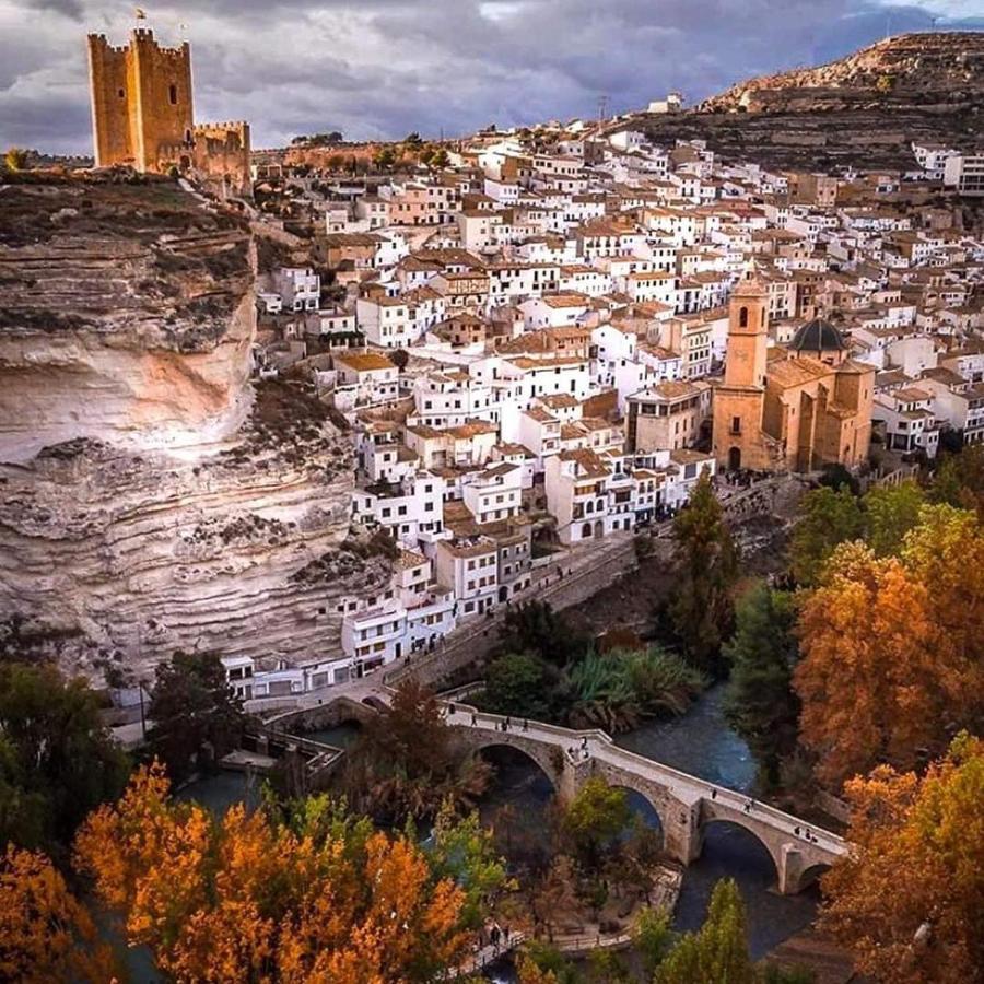 Apartamentos Los Robles Alcala del Jucar Dış mekan fotoğraf