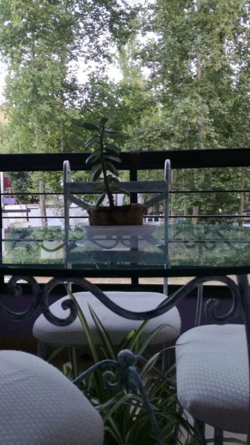 Apartamentos Los Robles Alcala del Jucar Dış mekan fotoğraf